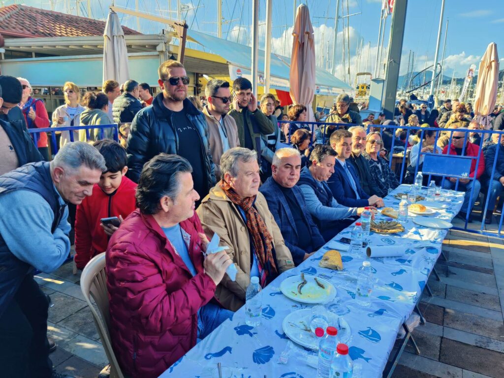9. Bodrum Hamsi Festivali Renkli Goruntulerle Tamamlandi 9