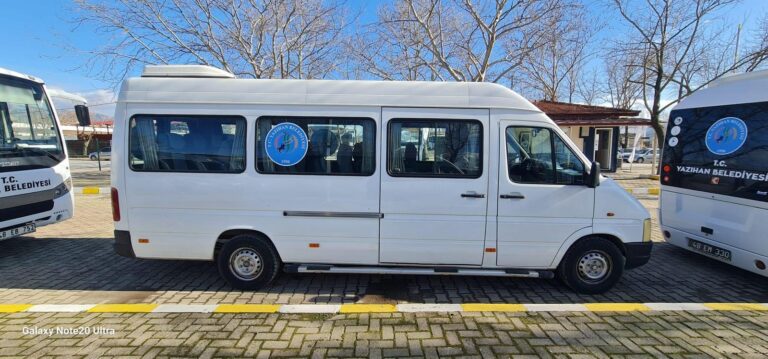 Buyuksehirden Deprem Bolgesine Arac Destegi 1