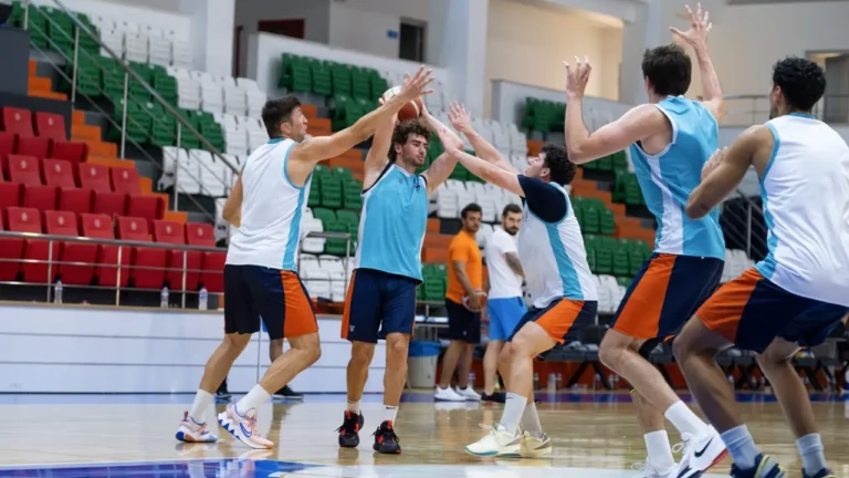 Cagdas Bodrum Spor Ankara Kolejliler Karsisinda Play Off Umutlarini Surdurmeye Hazirlaniyor