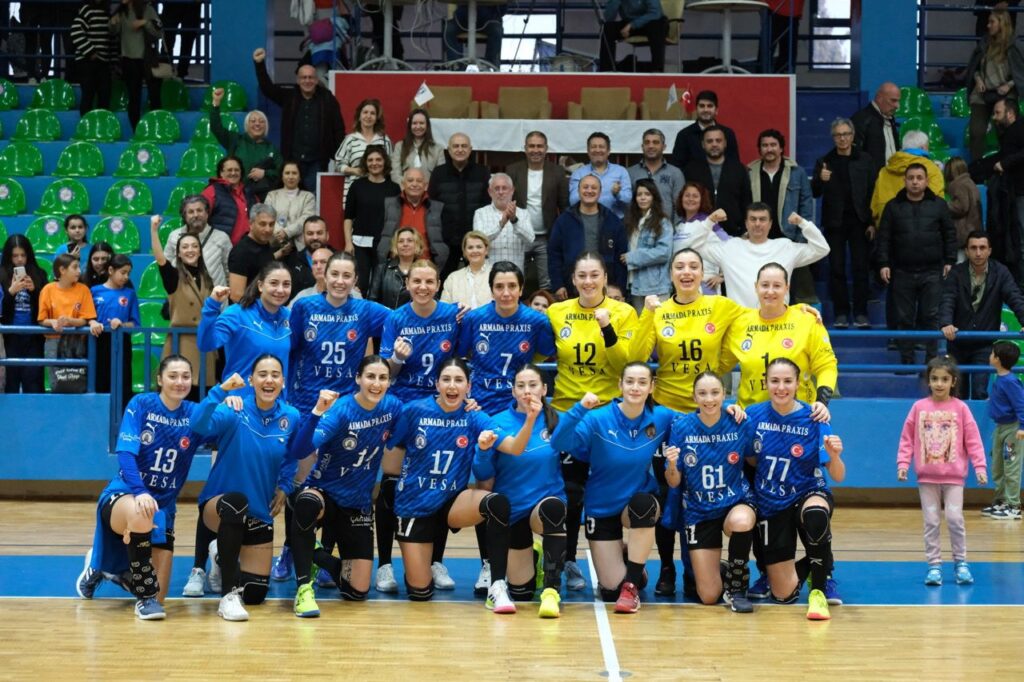 Denizin Kizlari Namaglup Zirvesini Korudu 2