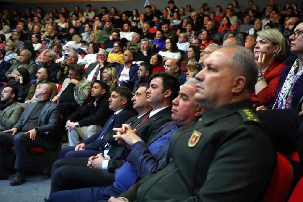 bodrum belediyesi Deprem Paneli Yogun Ilgi Gordu 3
