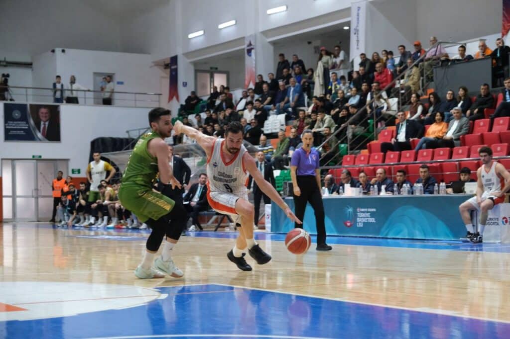 Tribunler Costu Bodrum Kazandi Play Off Umudu Guclendi 2